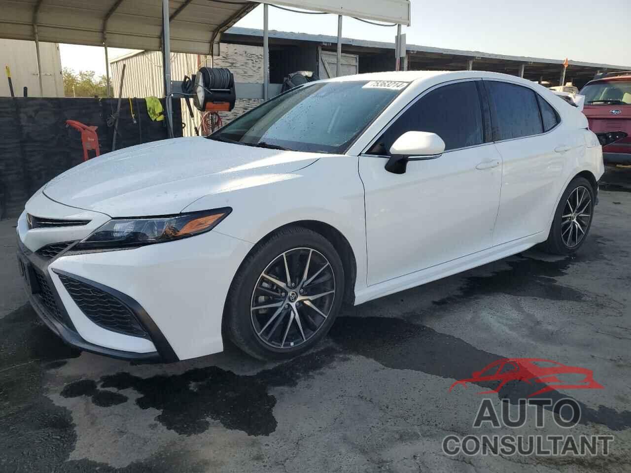 TOYOTA CAMRY 2022 - 4T1G11AKXNU039725