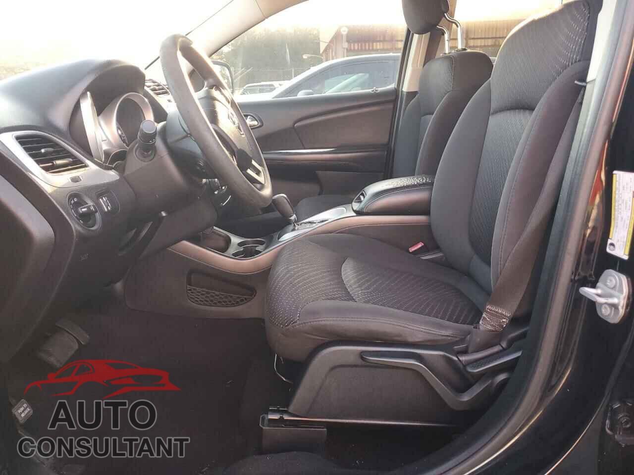 DODGE JOURNEY 2017 - 3C4PDCBB1HT562829