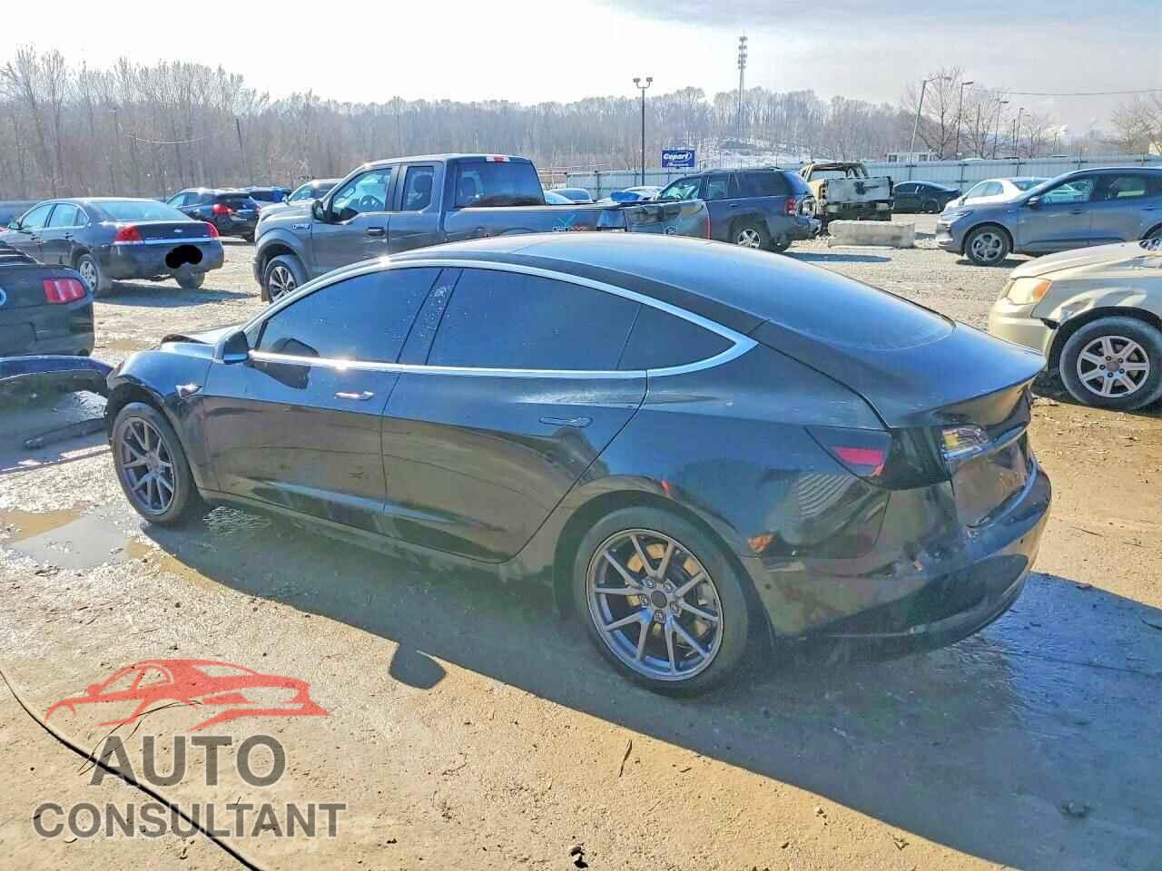 TESLA MODEL 3 2018 - 5YJ3E1EA8JF023051