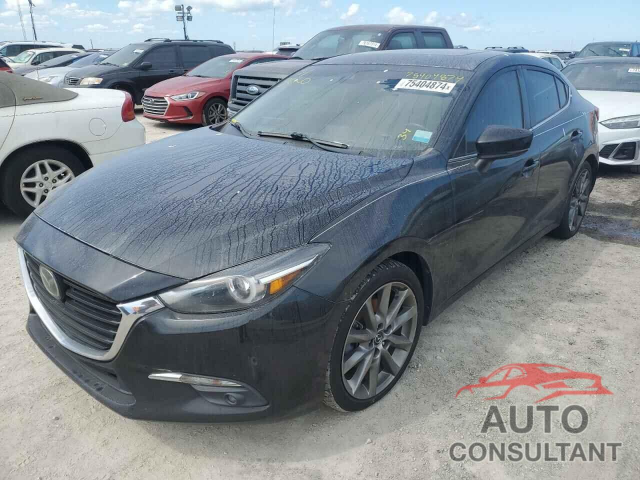 MAZDA 3 2018 - 3MZBN1W35JM175809