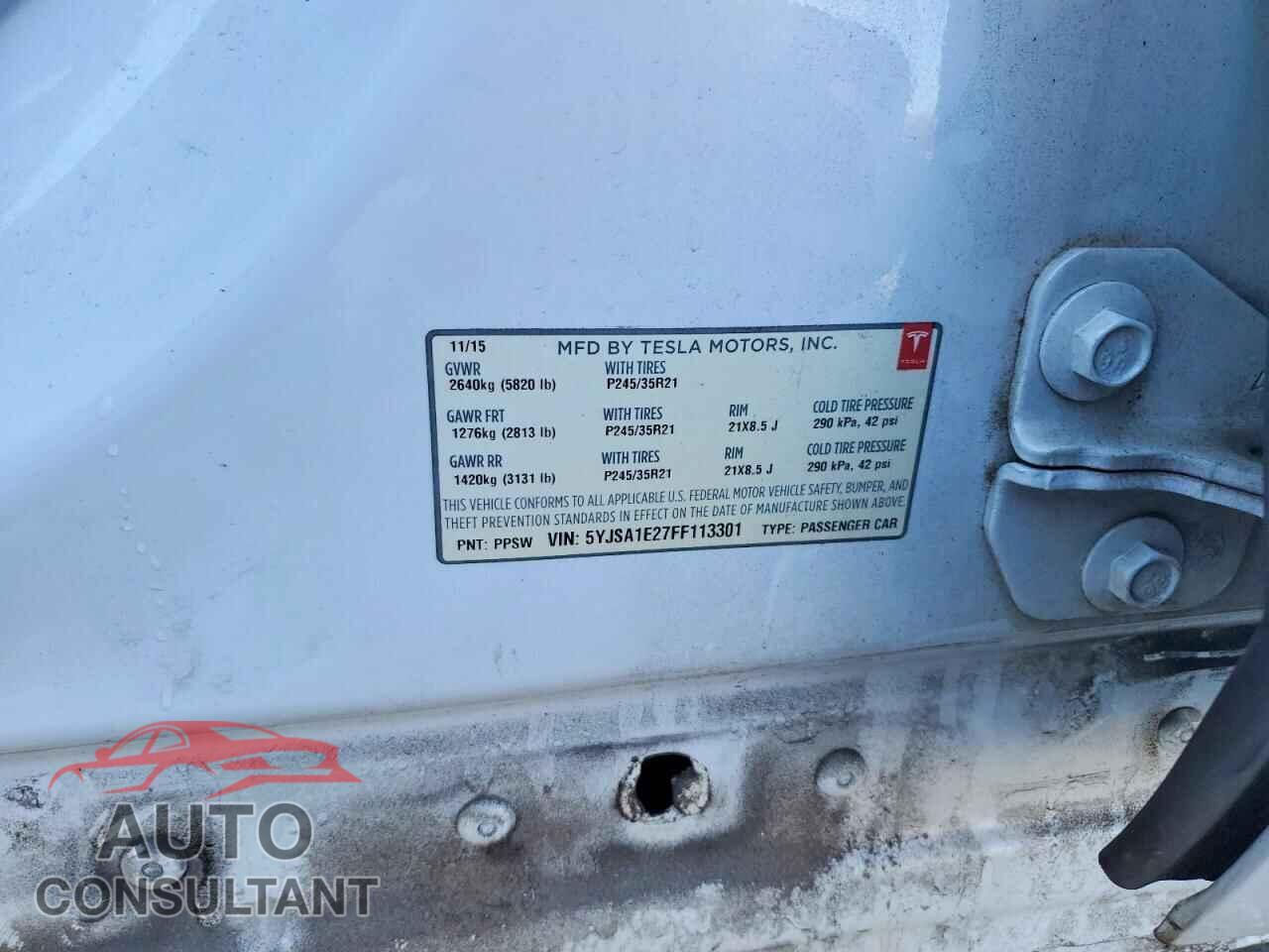 TESLA MODEL S 2015 - 5YJSA1E27FF113301