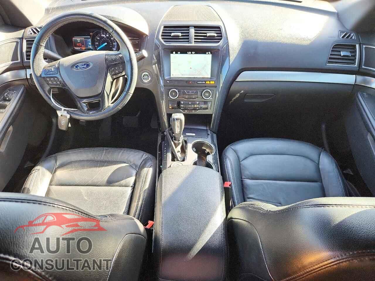 FORD EXPLORER 2018 - 1FM5K8D81JGB25141