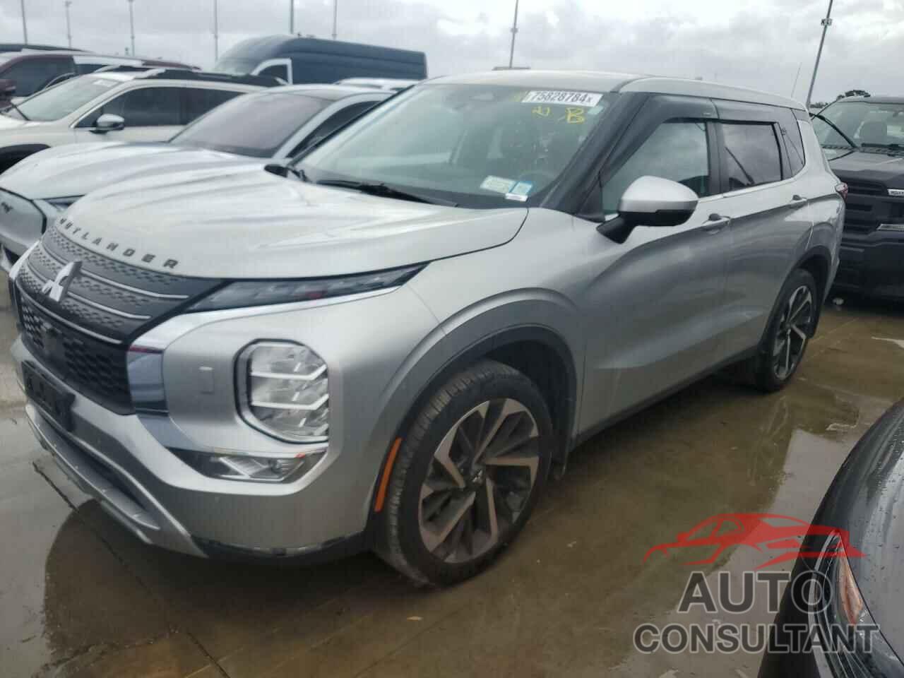 MITSUBISHI OUTLANDER 2023 - JA4J4UA83PZ058155