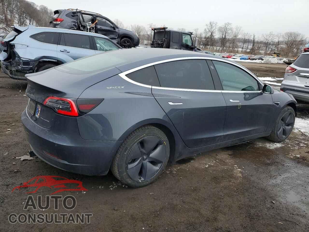 TESLA MODEL 3 2019 - 5YJ3E1EB3KF386495
