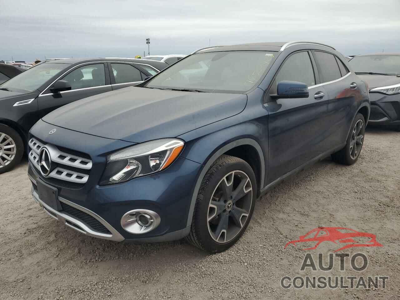 MERCEDES-BENZ GLA-CLASS 2019 - WDCTG4EB9KJ644646