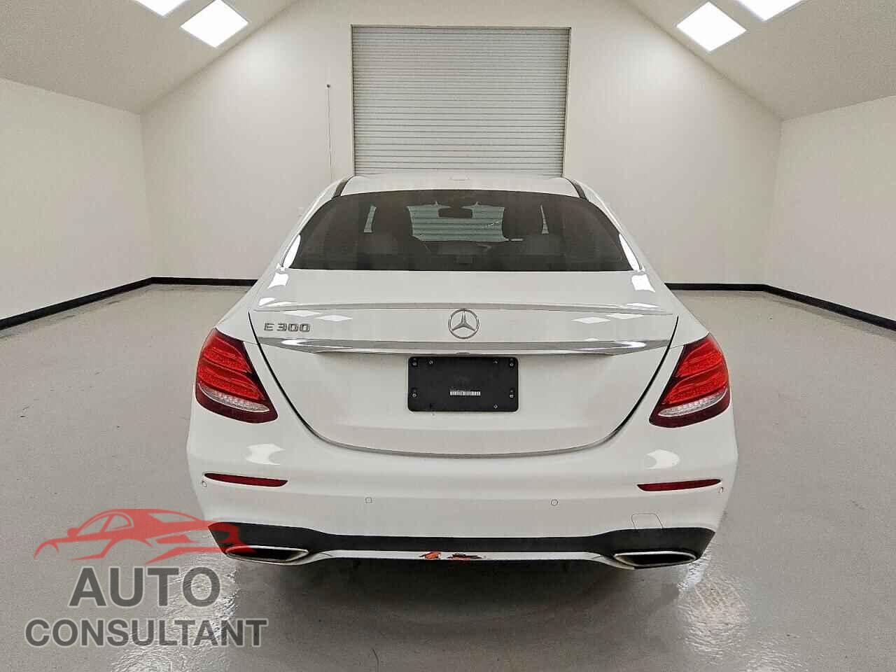 MERCEDES-BENZ E 2017 - WDDZF4JBXHA136323