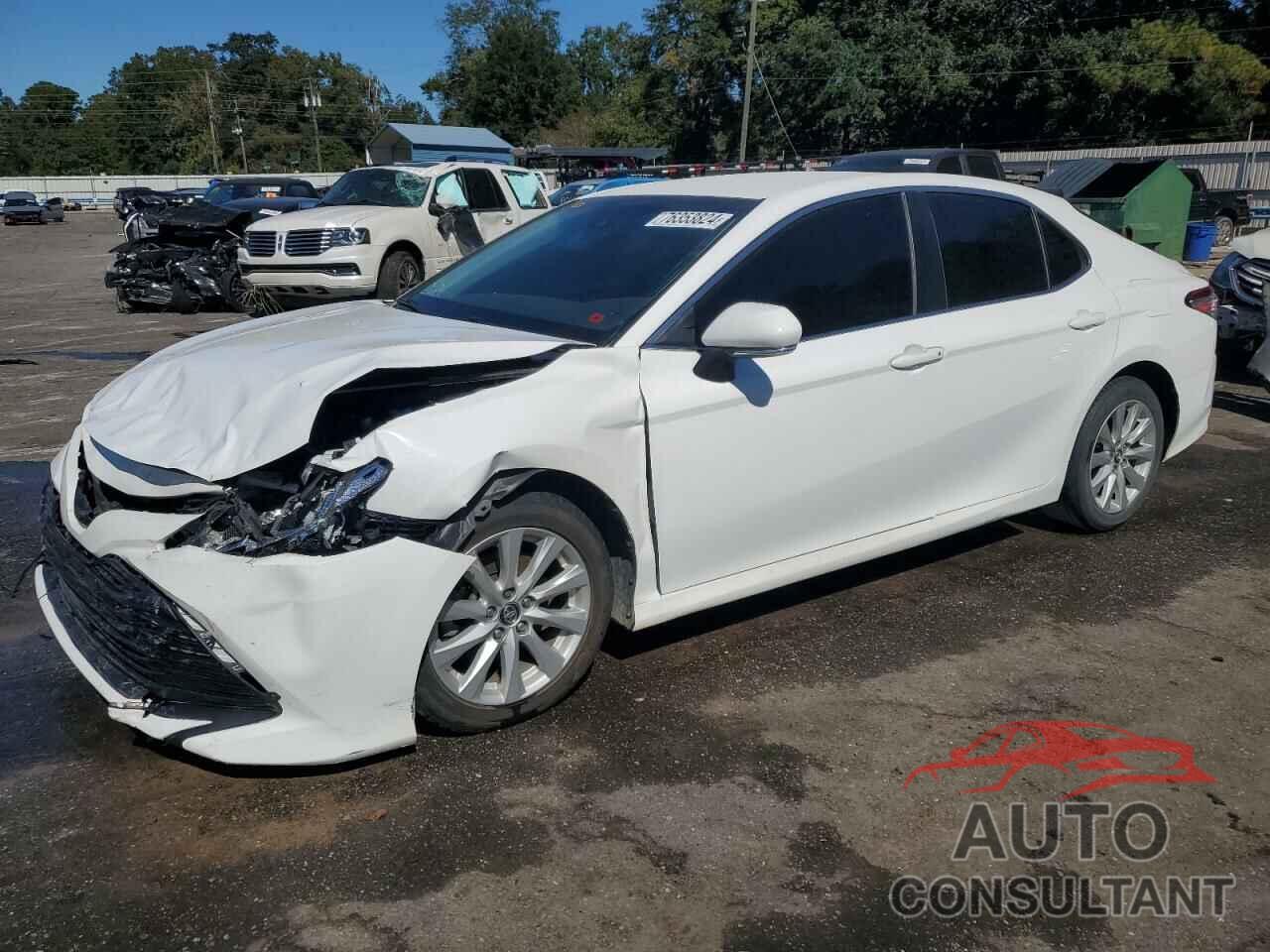 TOYOTA CAMRY 2018 - 4T1B11HK4JU067756