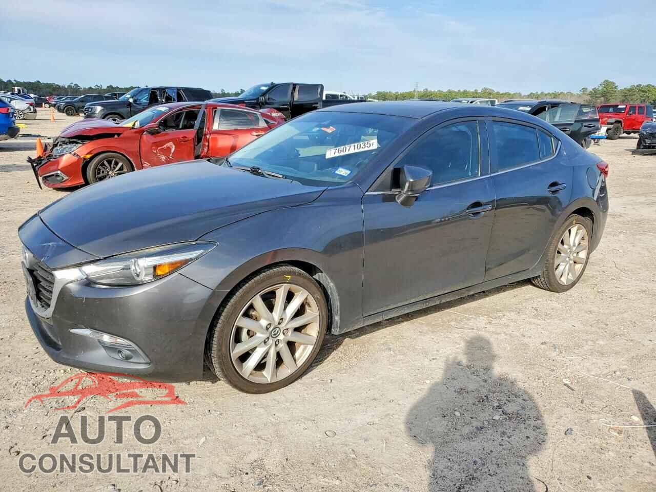MAZDA 3 2017 - JM1BN1W32H1139084