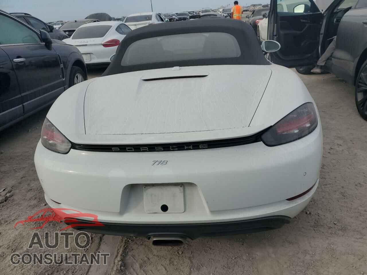 PORSCHE BOXSTER 2017 - WP0CA2A86HS220141
