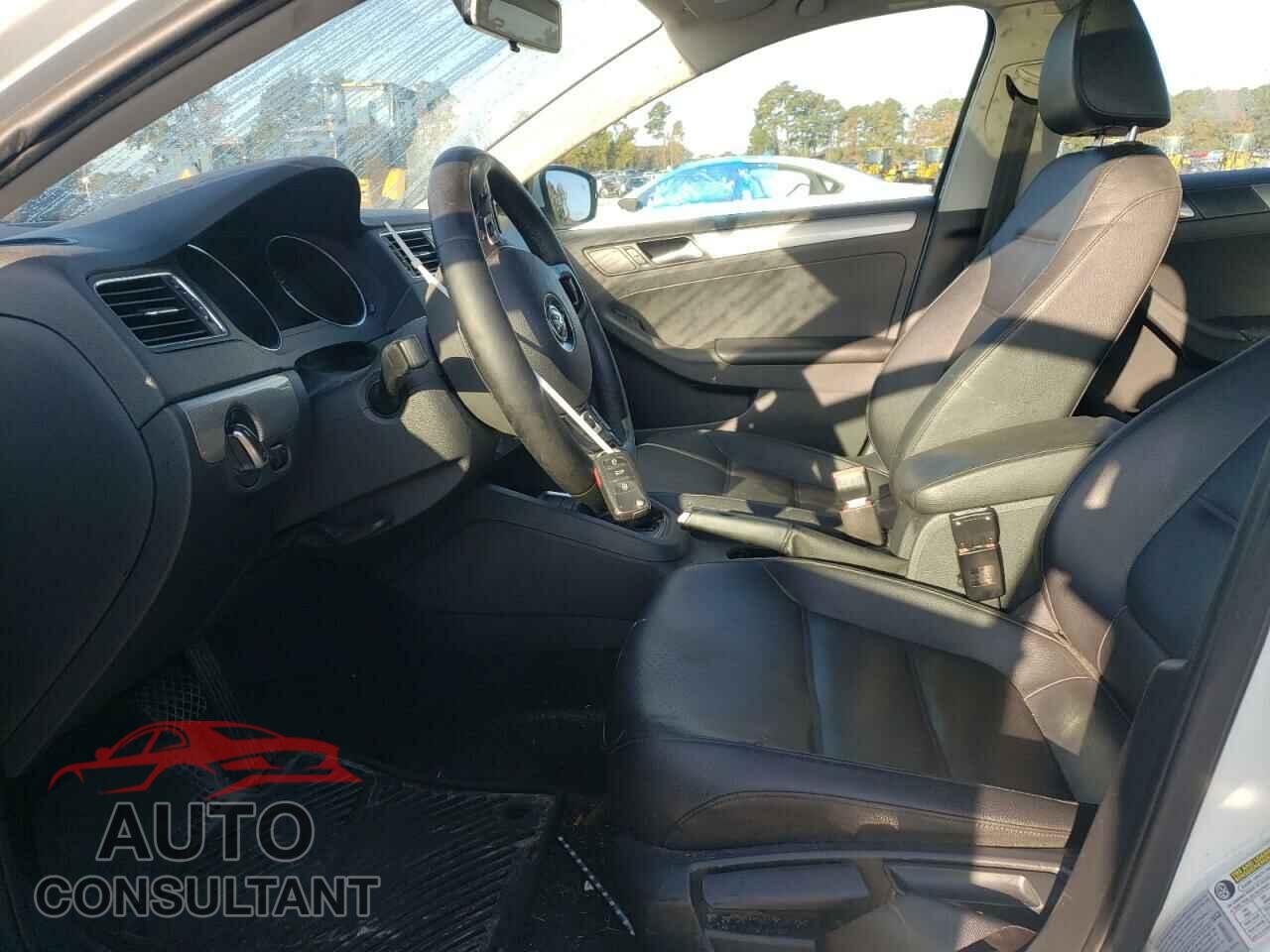 VOLKSWAGEN JETTA 2017 - 3VWDB7AJ5HM205203