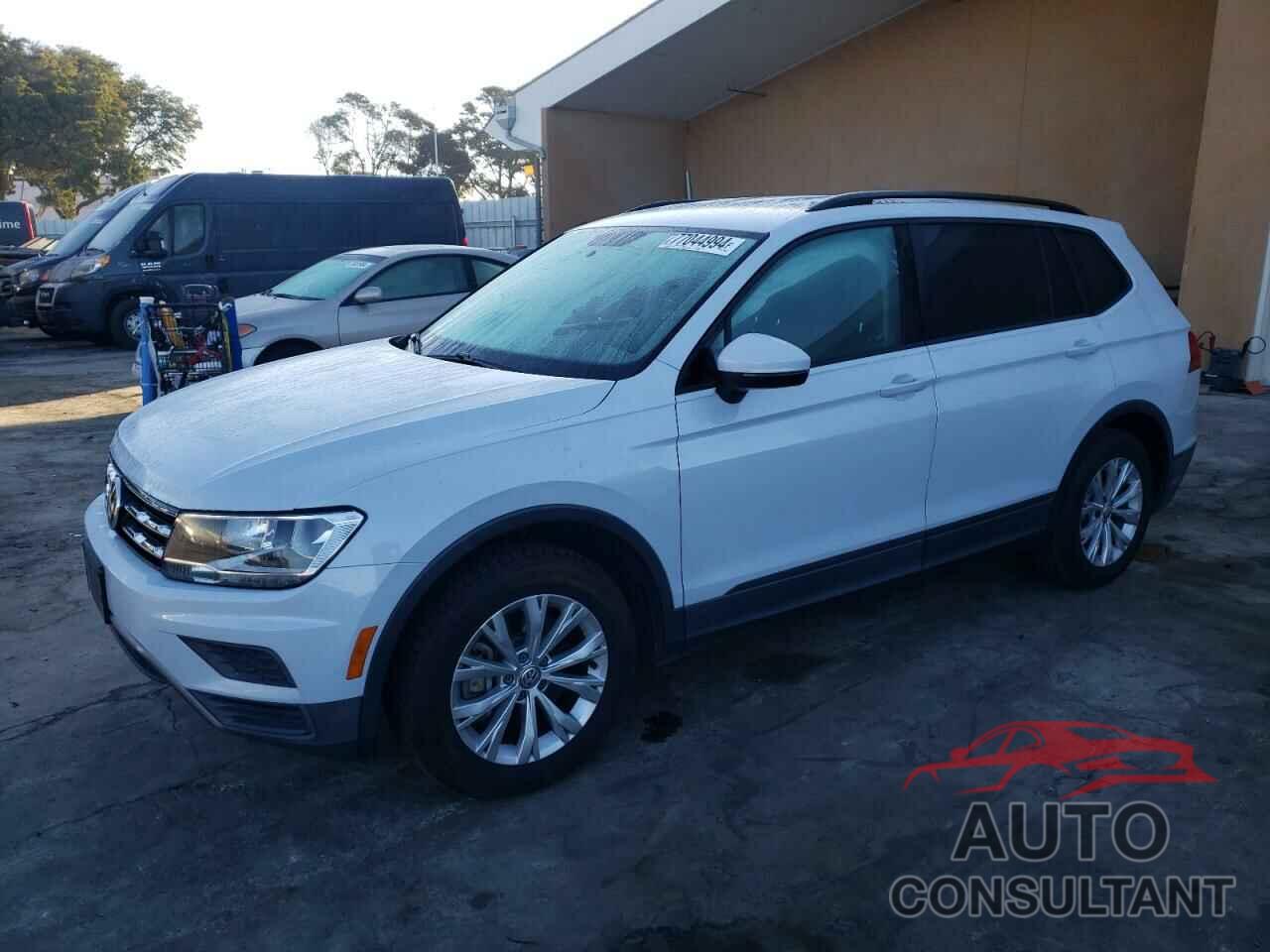 VOLKSWAGEN TIGUAN 2019 - 3VV1B7AX1KM050099