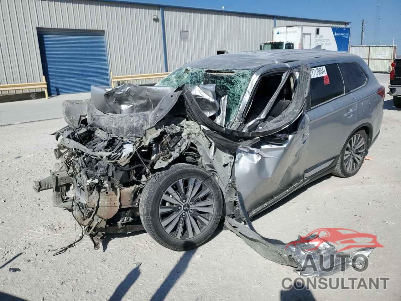 MITSUBISHI OUTLANDER 2019 - JA4AD3A3XKZ007890