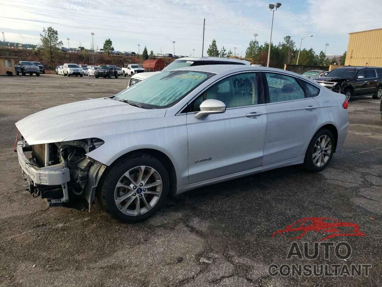 FORD FUSION 2019 - 3FA6P0MU1KR141669