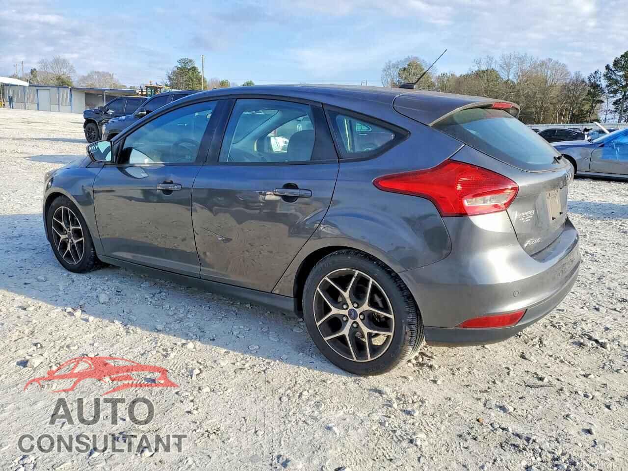 FORD FOCUS 2017 - 1FADP3M2XHL311767