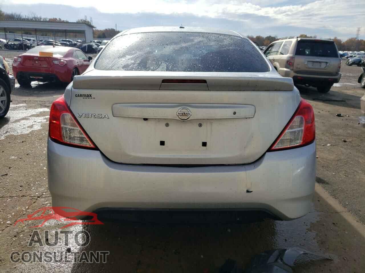 NISSAN VERSA 2019 - 3N1CN7AP3KL826272