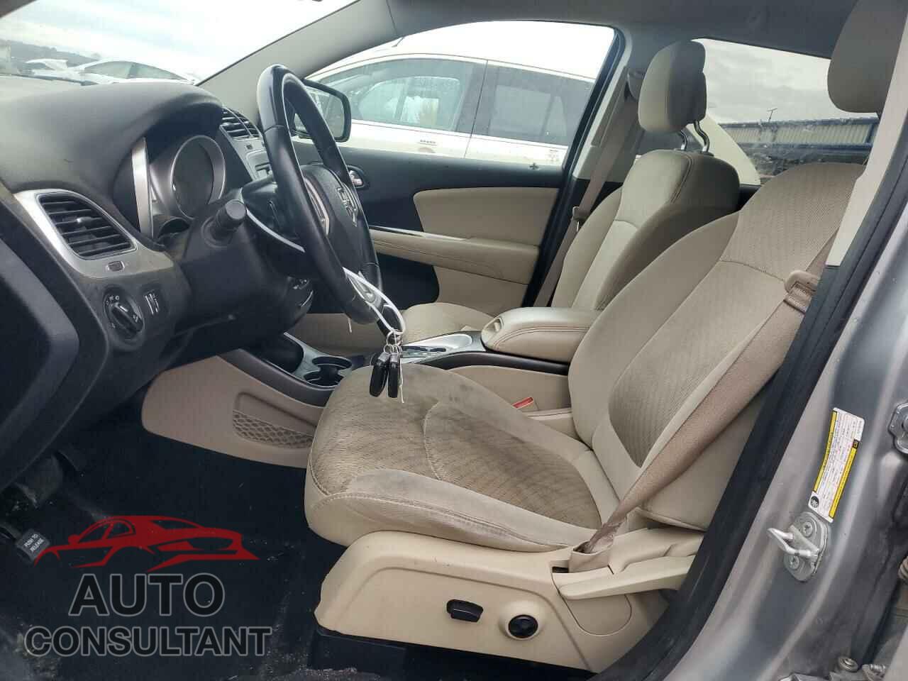 DODGE JOURNEY 2015 - 3C4PDCBB7FT716778
