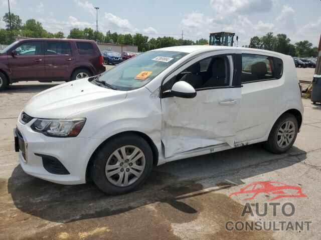 CHEVROLET SONIC 2017 - 1G1JG6SG4H4163955