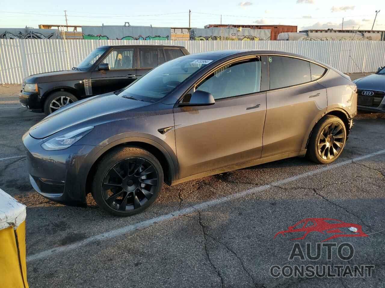 TESLA MODEL Y 2023 - 7SAYGAEE6PF598358