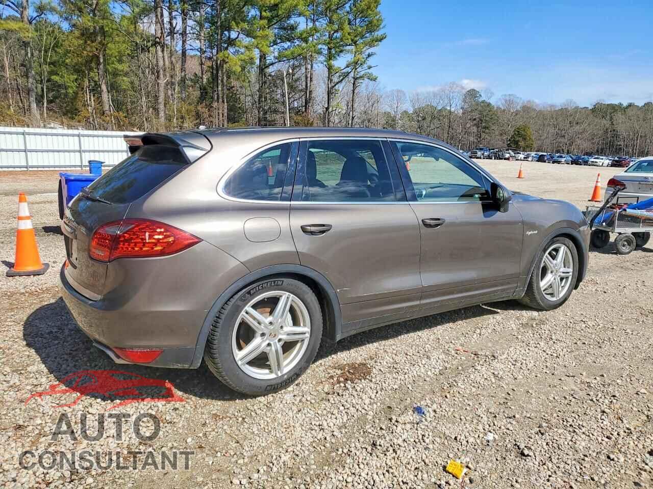 PORSCHE CAYENNE 2012 - WP1AE2A27CLA91108