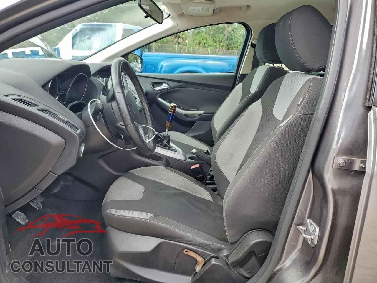 FORD FOCUS 2012 - 1FAHP3F29CL445113