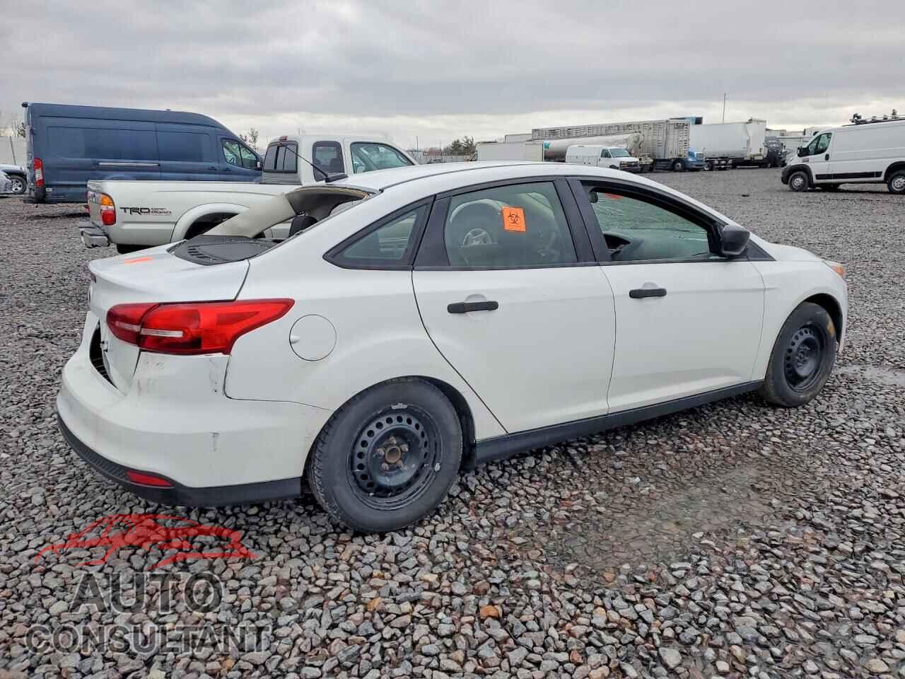 FORD FOCUS 2017 - 1FADP3E2XHL312593