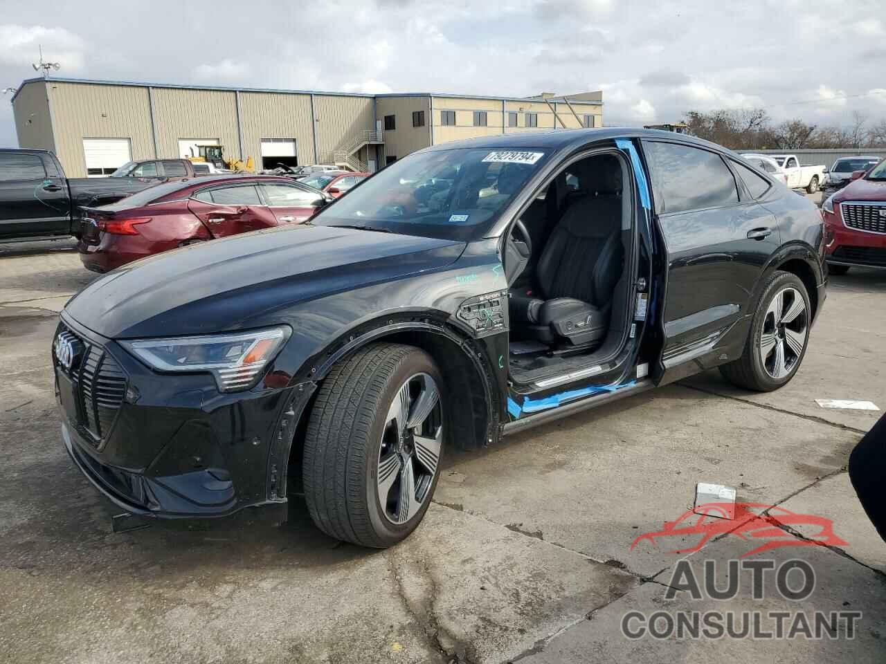 AUDI E-TRON 2021 - WA13AAGE4MB034920