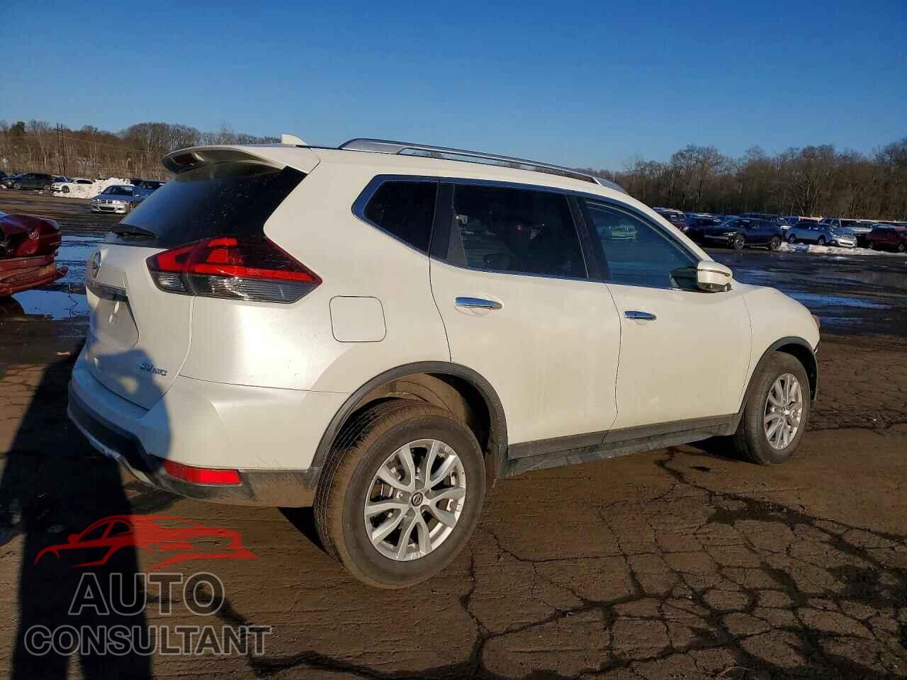 NISSAN ROGUE 2018 - KNMAT2MV1JP603870
