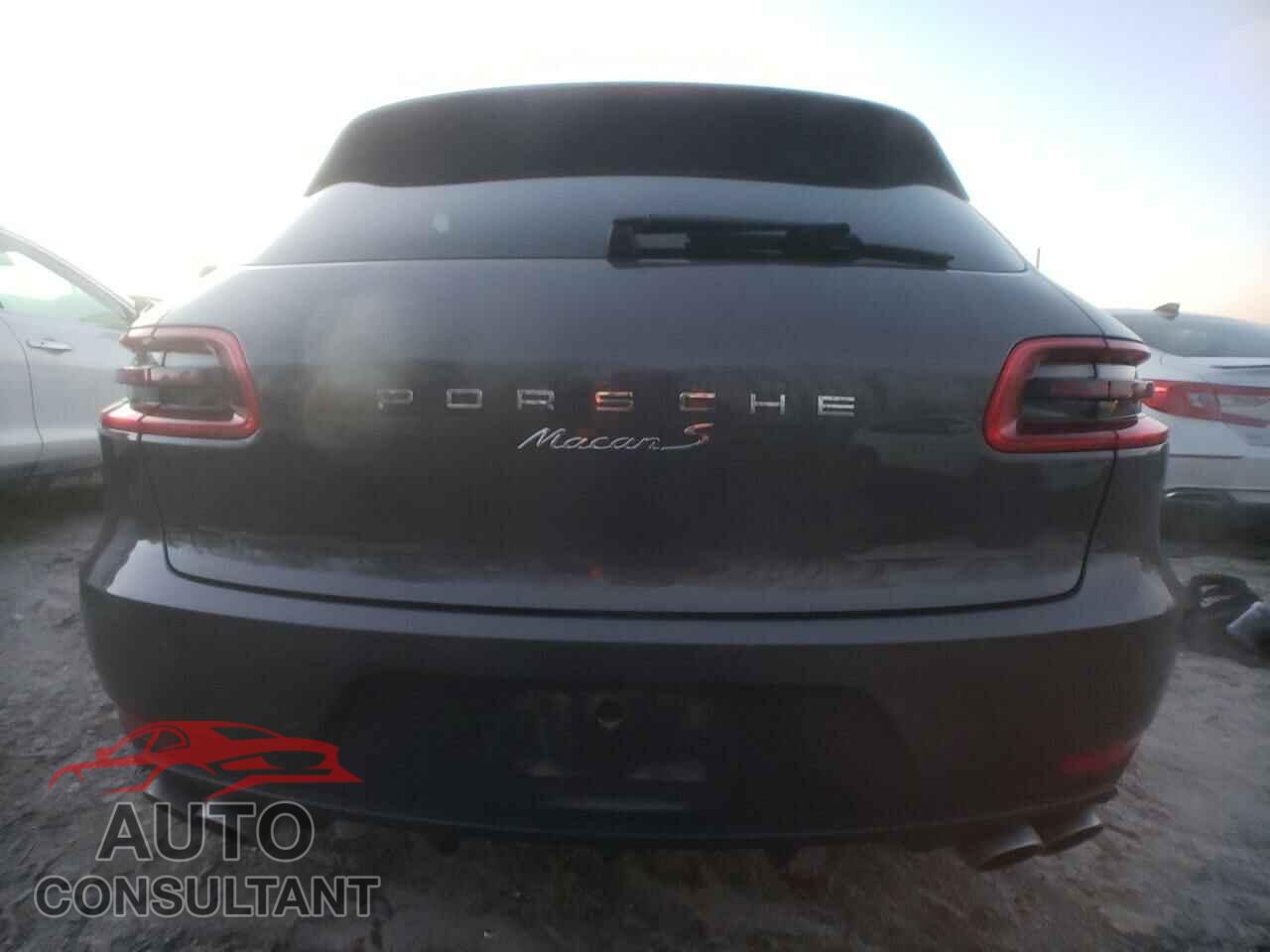 PORSCHE MACAN 2016 - WP1AB2A55GLB45837