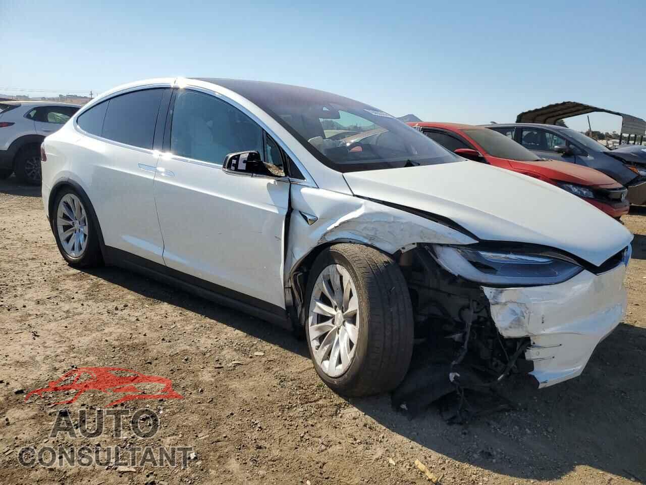 TESLA MODEL X 2017 - 5YJXCBE21HF068512