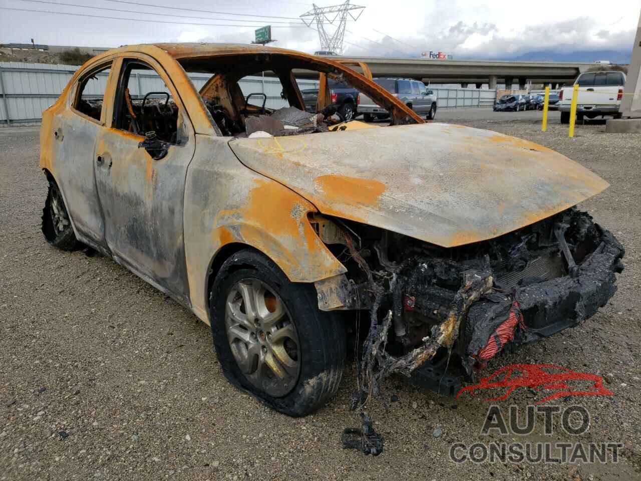TOYOTA YARIS 2018 - 3MYDLBYV9JY310418