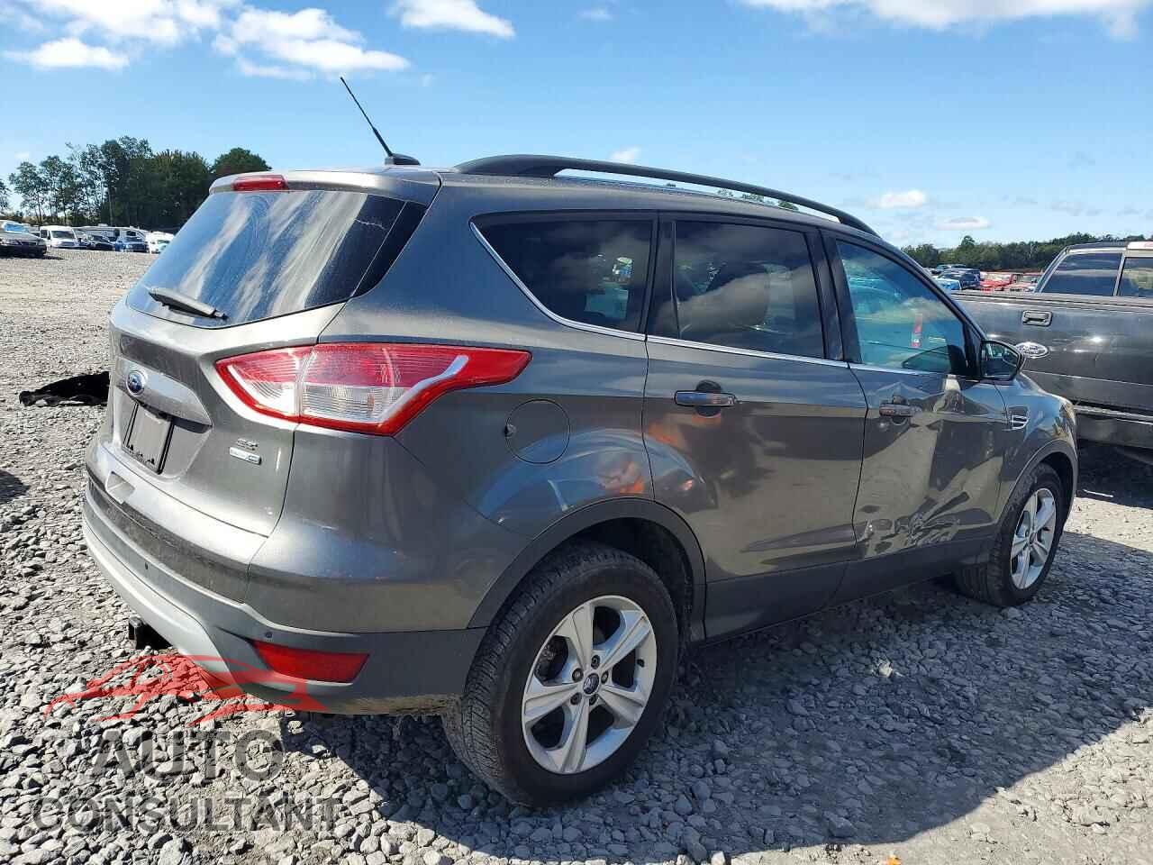 FORD ESCAPE 2014 - 1FMCU9GX4EUC14428