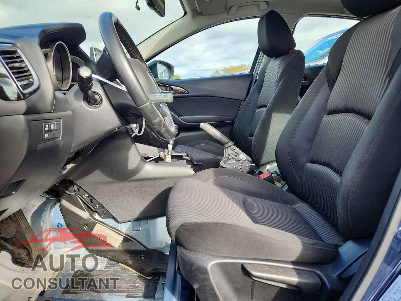 MAZDA 3 2016 - JM1BM1M73G1306267