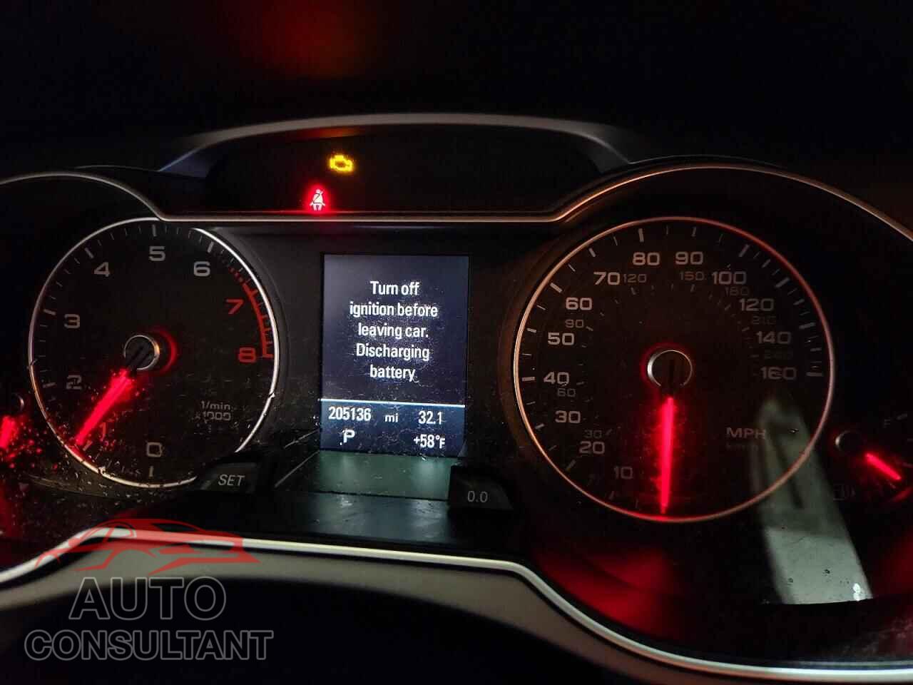 AUDI A4 2013 - WAUFFAFL2DN034589