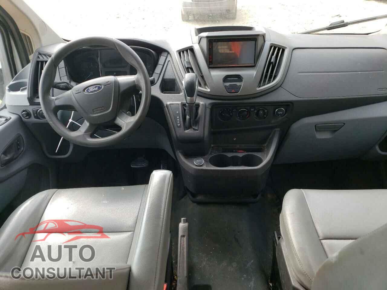 FORD TRANSIT 2017 - 1FTYR1ZM4HKA10857