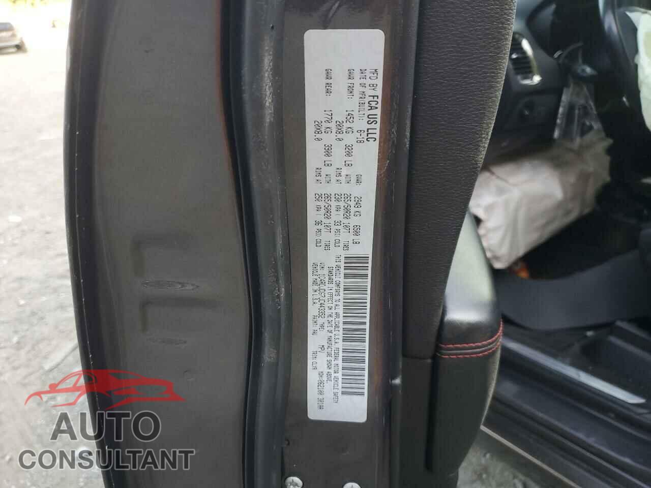 DODGE DURANGO 2018 - 1C4RDJDG7JC443352