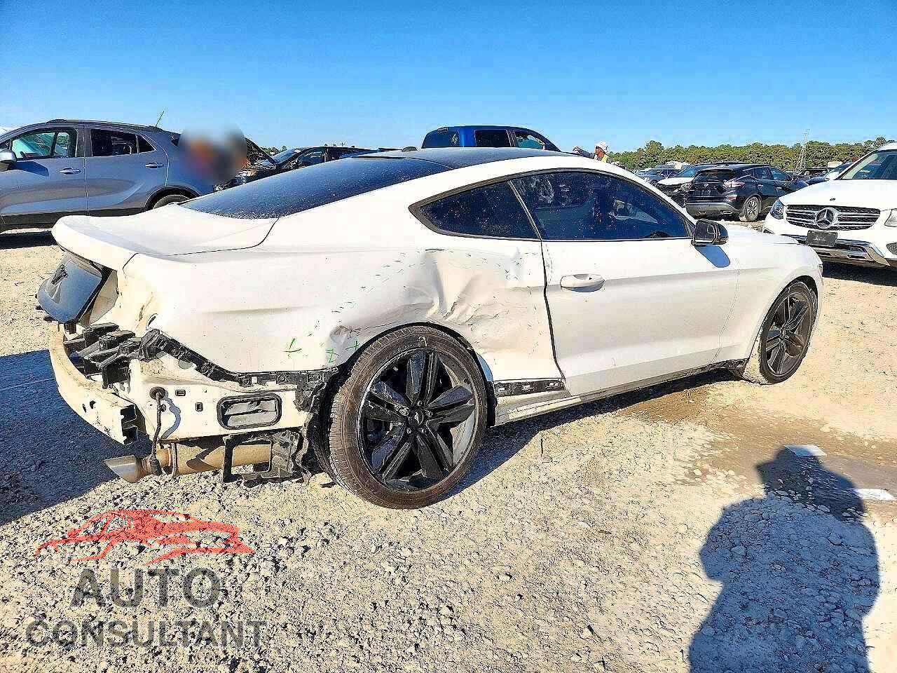 FORD MUSTANG 2017 - 1FA6P8TH1H5210021