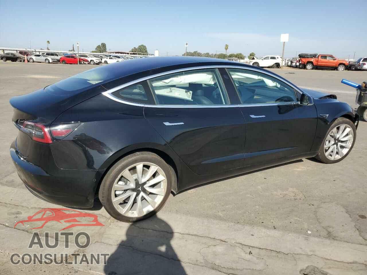 TESLA MODEL 3 2018 - 5YJ3E1EA3JF017433