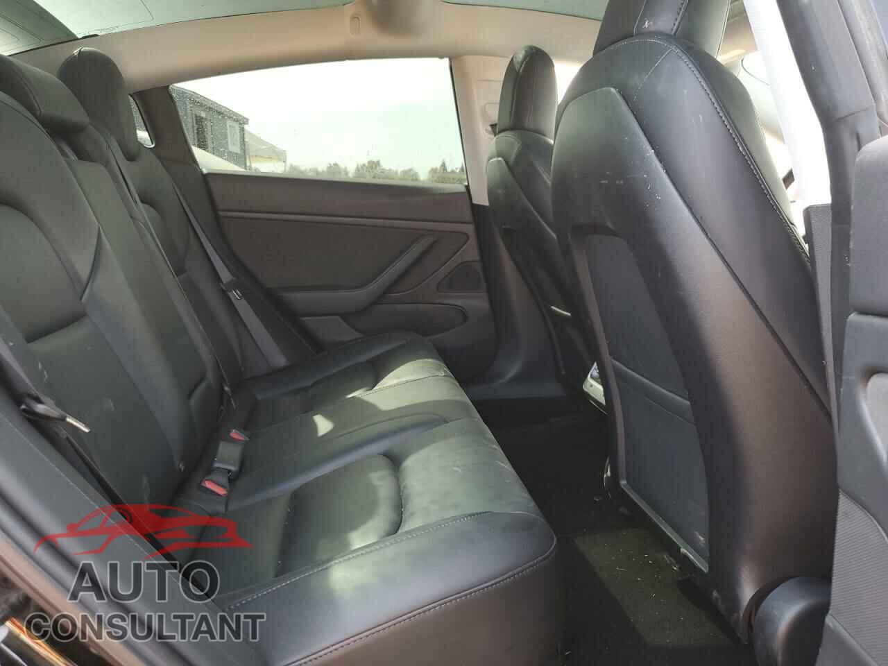 TESLA MODEL 3 2019 - 5YJ3E1EA6KF324600