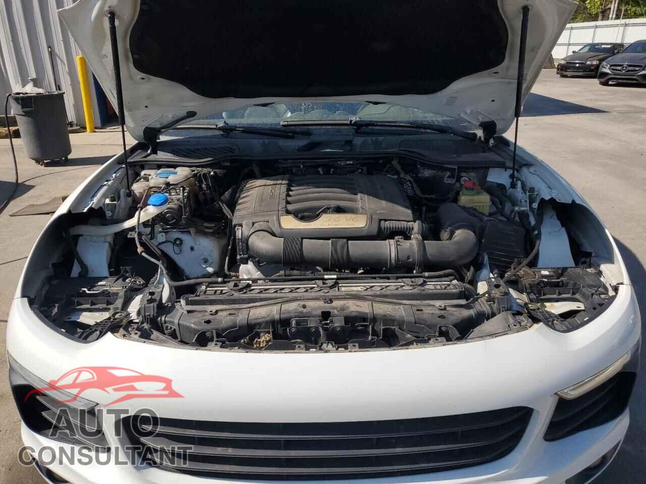 PORSCHE CAYENNE 2016 - WP1AA2A22GLA11652