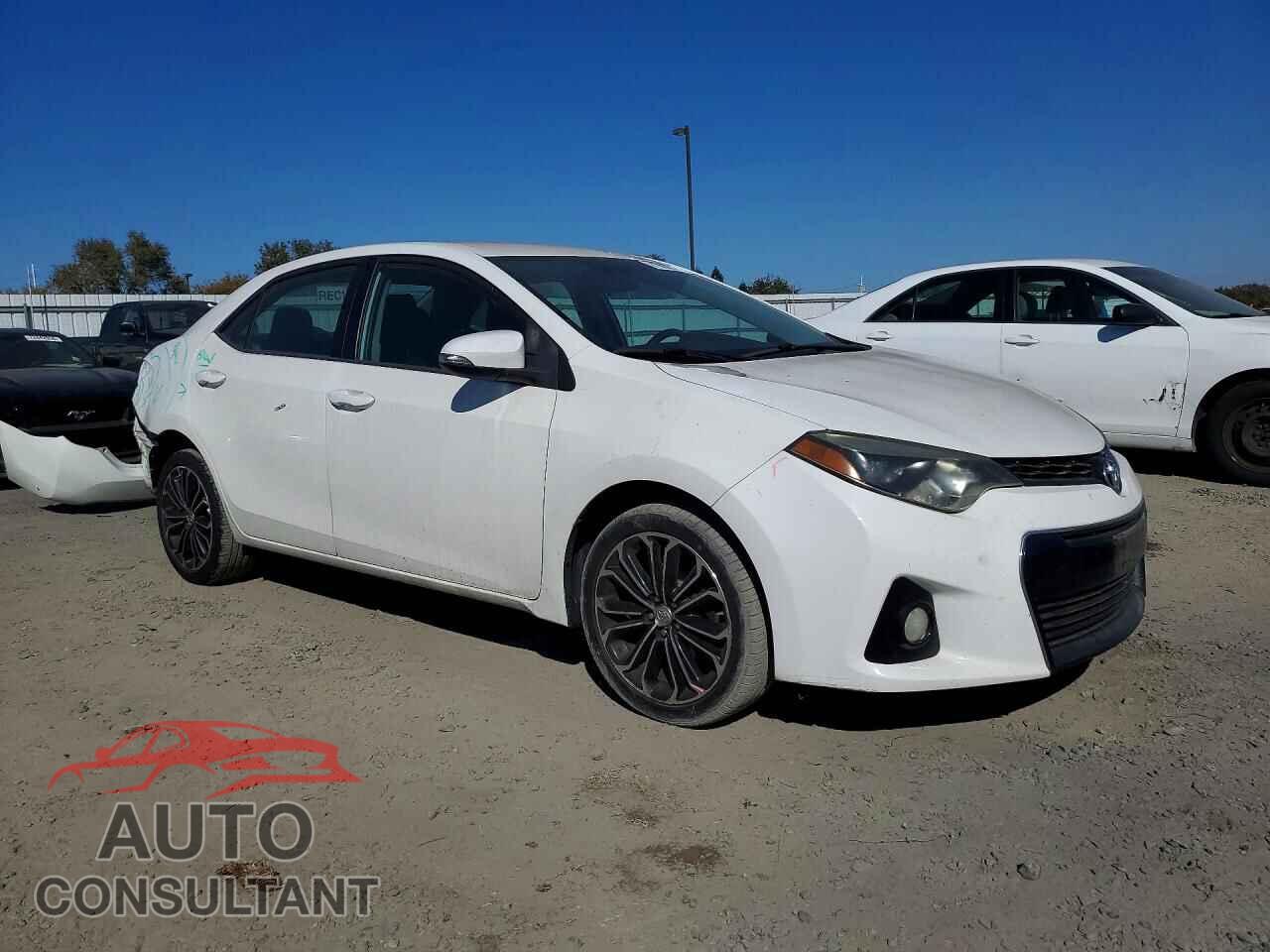 TOYOTA COROLLA 2014 - 5YFBURHE5EP031839
