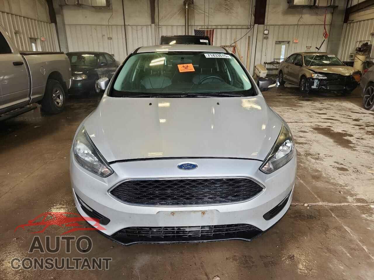 FORD FOCUS 2015 - 1FADP3F2XFL287657
