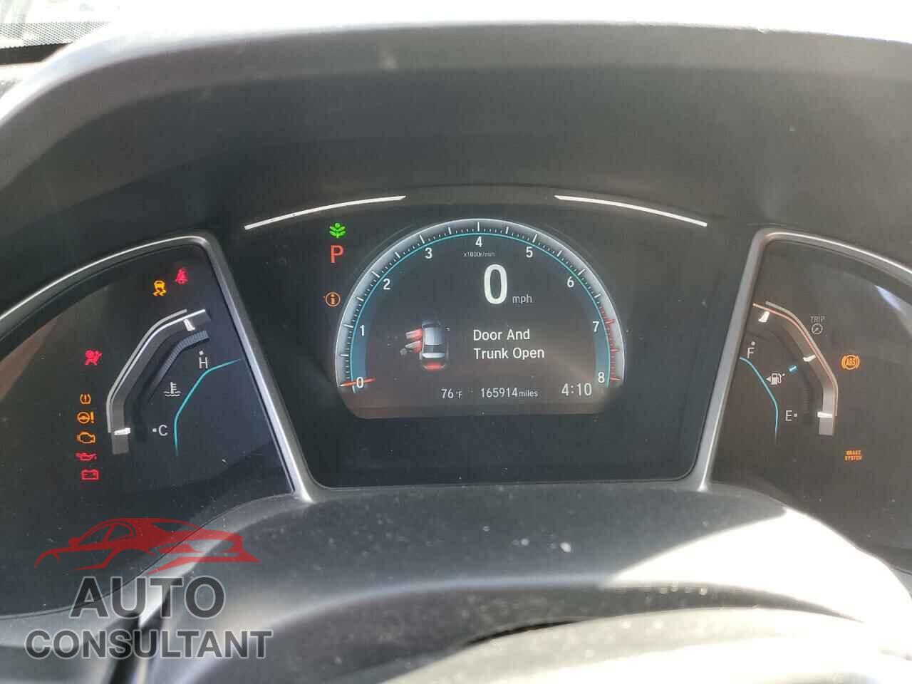 HONDA CIVIC 2017 - 2HGFC2F76HH515451