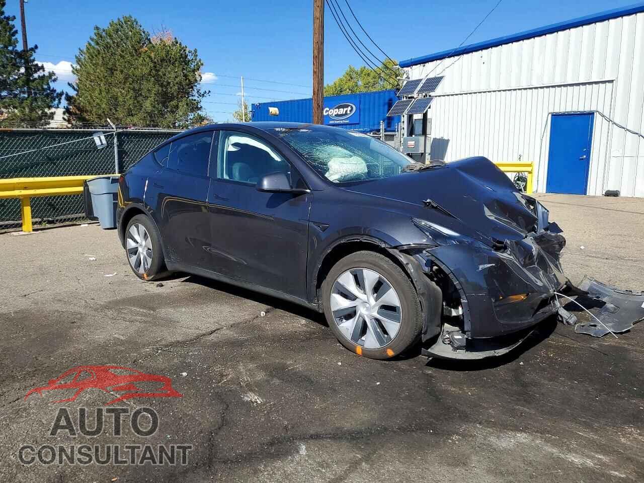 TESLA MODEL Y 2024 - 7SAYGAEEXRF027541
