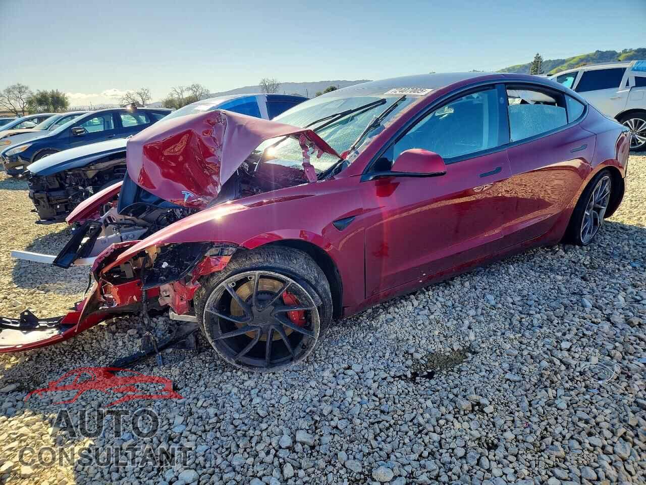 TESLA MODEL 3 2024 - 5YJ3E1ET1RF834378