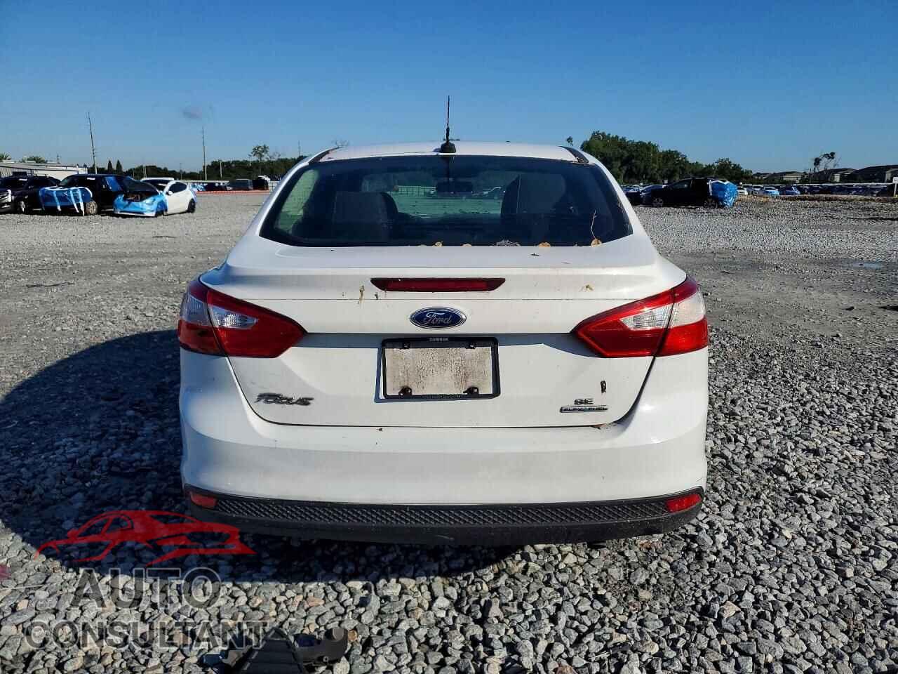 FORD FOCUS 2013 - 1FADP3F24DL271872