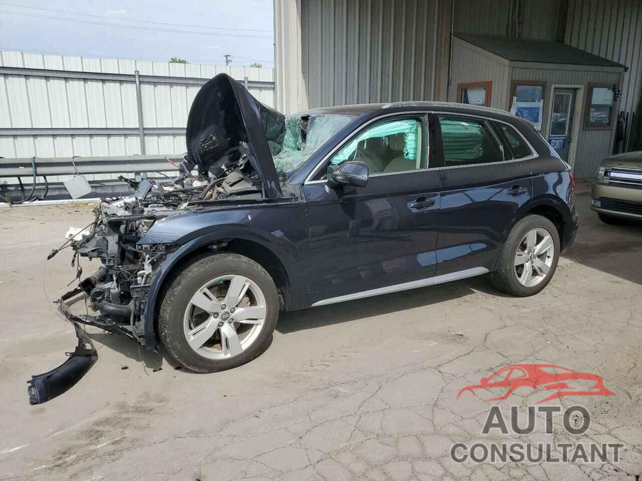 AUDI Q5 2018 - WA1BNAFY1J2136733