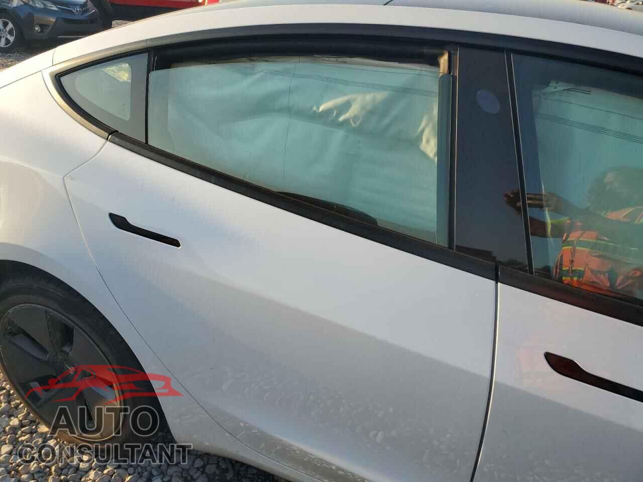 TESLA MODEL 3 2021 - 5YJ3E1EB0MF992310