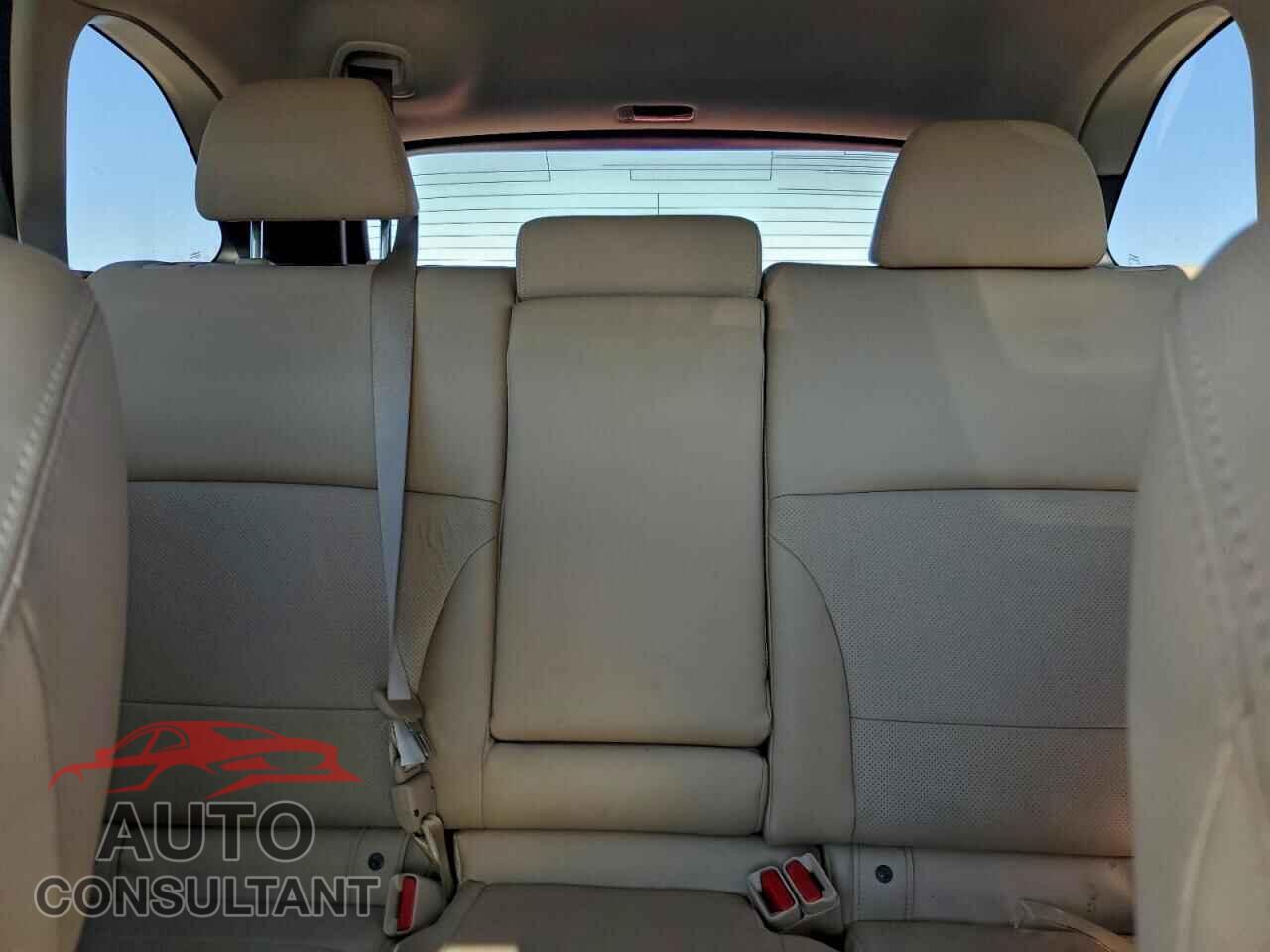 SUBARU OUTBACK 2017 - 4S4BSANC0H3321053