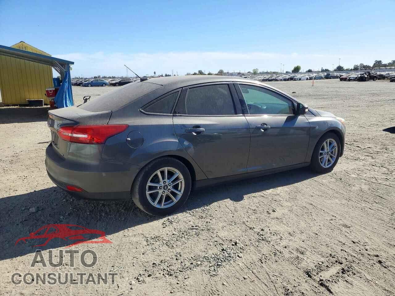 FORD FOCUS 2016 - 1FADP3F27GL263169
