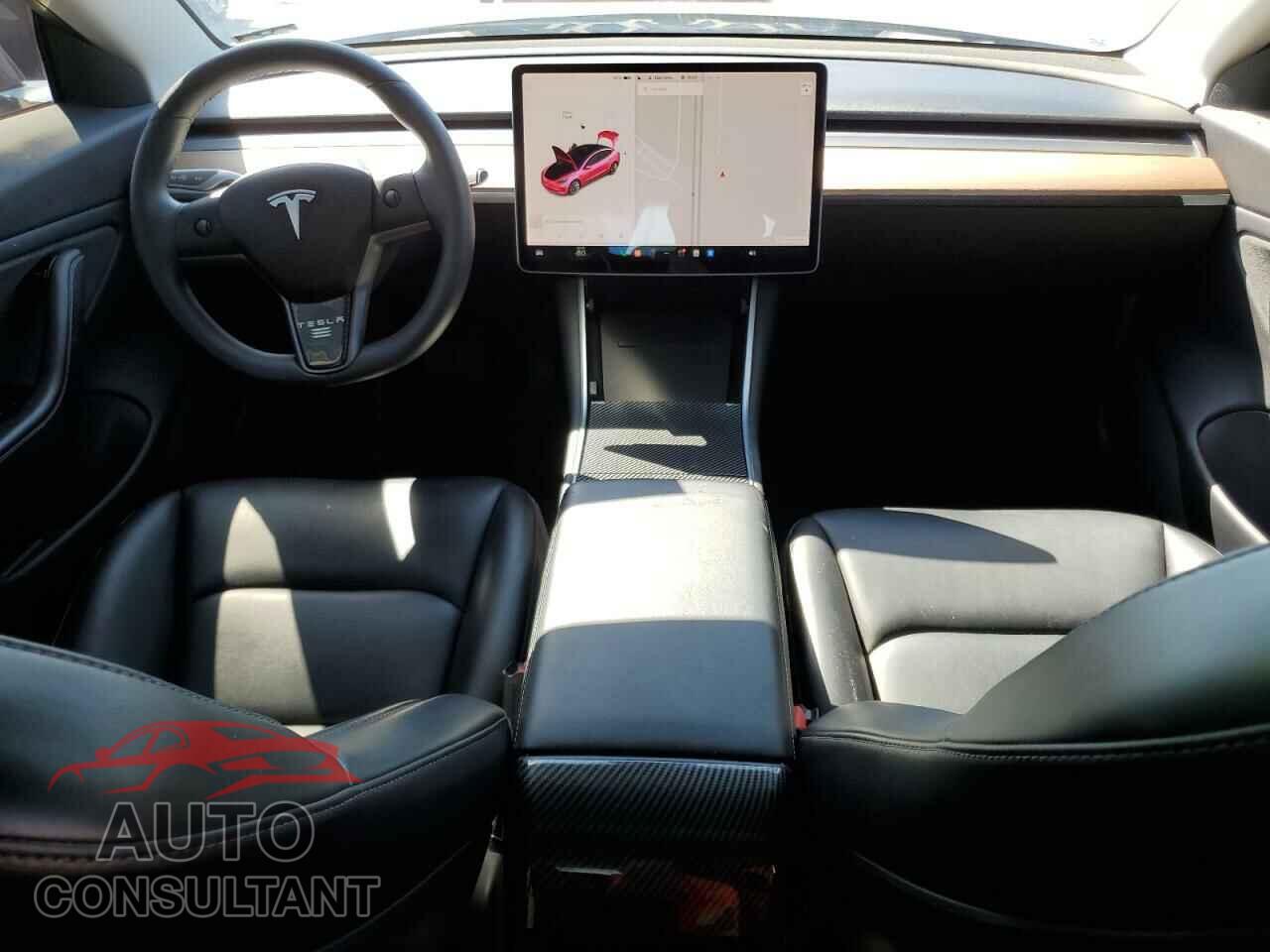 TESLA MODEL 3 2019 - 5YJ3E1EBXKF521567